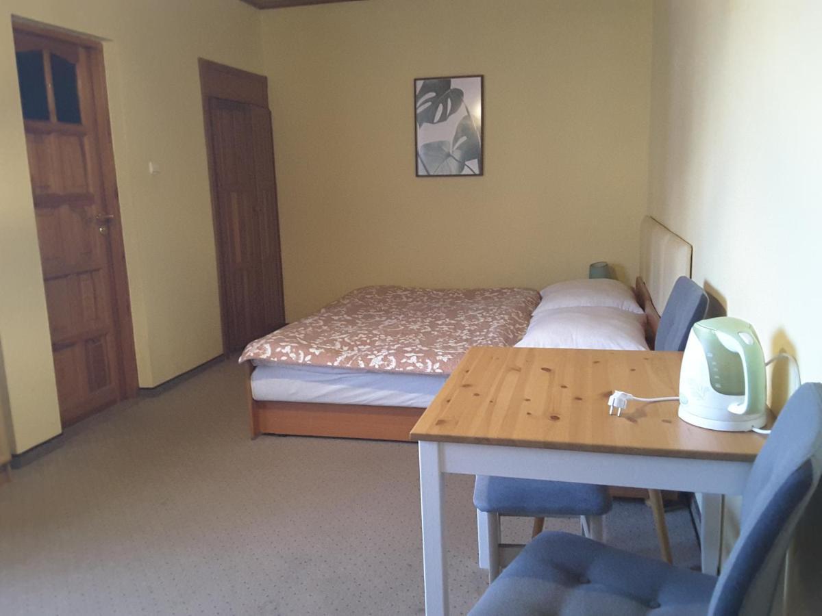 Pokoje Goscinne Kaja Bad Kudowa Exterior foto